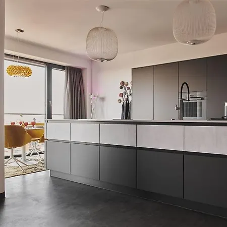 Penthouse Speicher 60 In Emden, Zentrale Lage Am Delft & Sauna * Emden